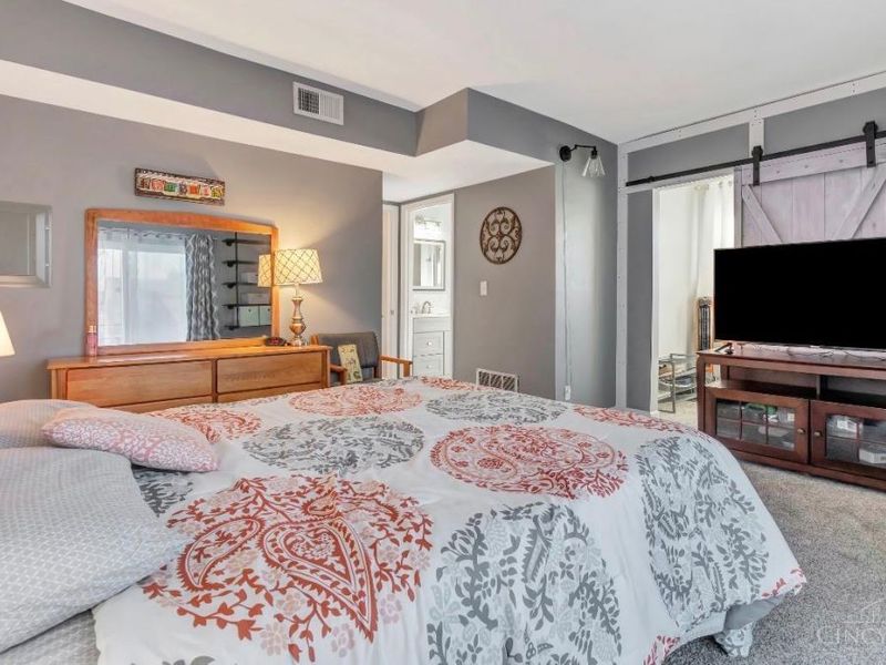 2270 Madison Road, Unit 4C, Cincinnati, OH 45208 Photo 28