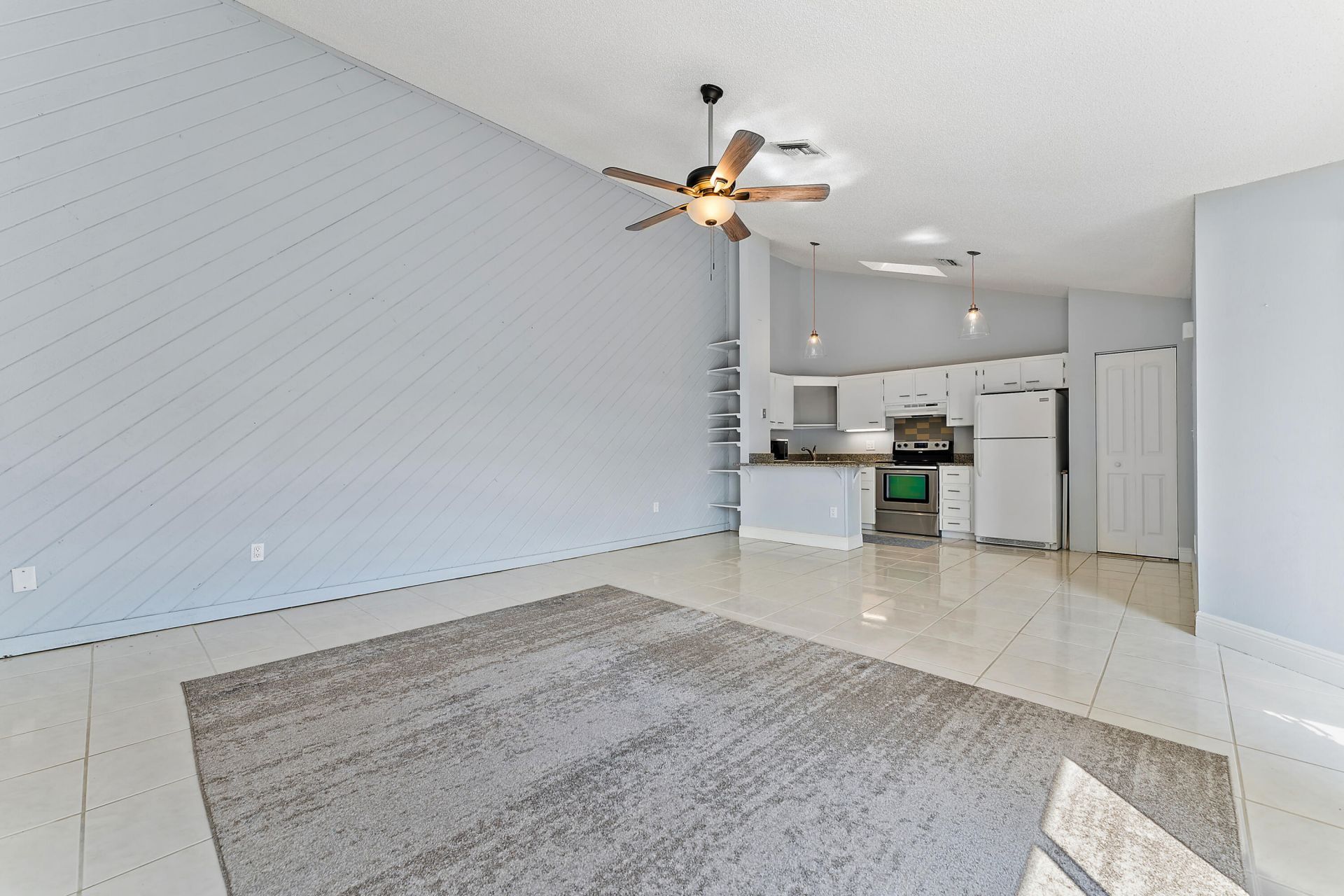 1801 S Us Highway 1, Unit 19c, Jupiter, FL 33477 Photo