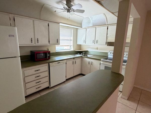 50 SE 12th Street, Unit 1520, Boca Raton, FL 33432