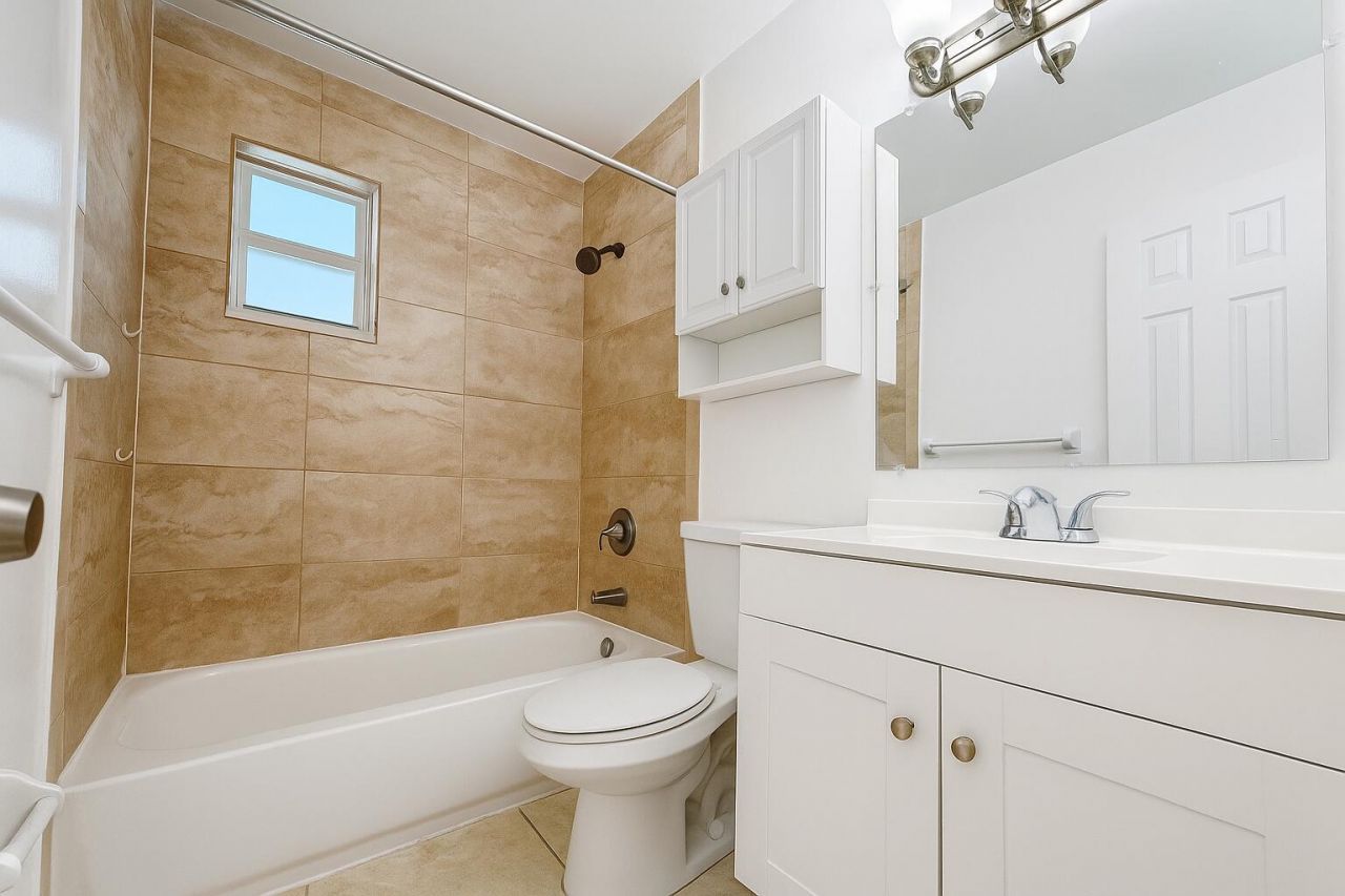 3041 NE 7th Avenue, Unit C, Pompano Beach, FL 33064 Photo