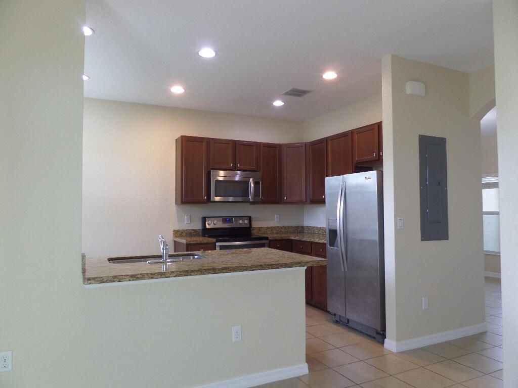 322 Lake Monterey Circle, Boynton Beach, FL 33426 Photo