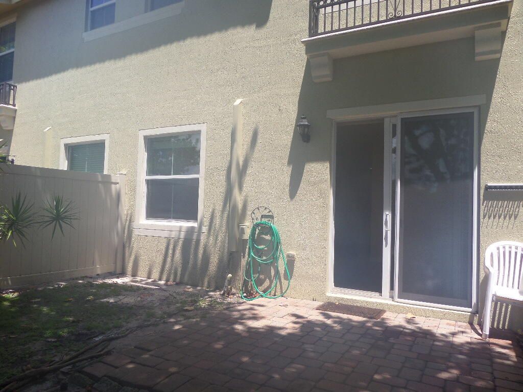 322 Lake Monterey Circle, Boynton Beach, FL 33426 Photo