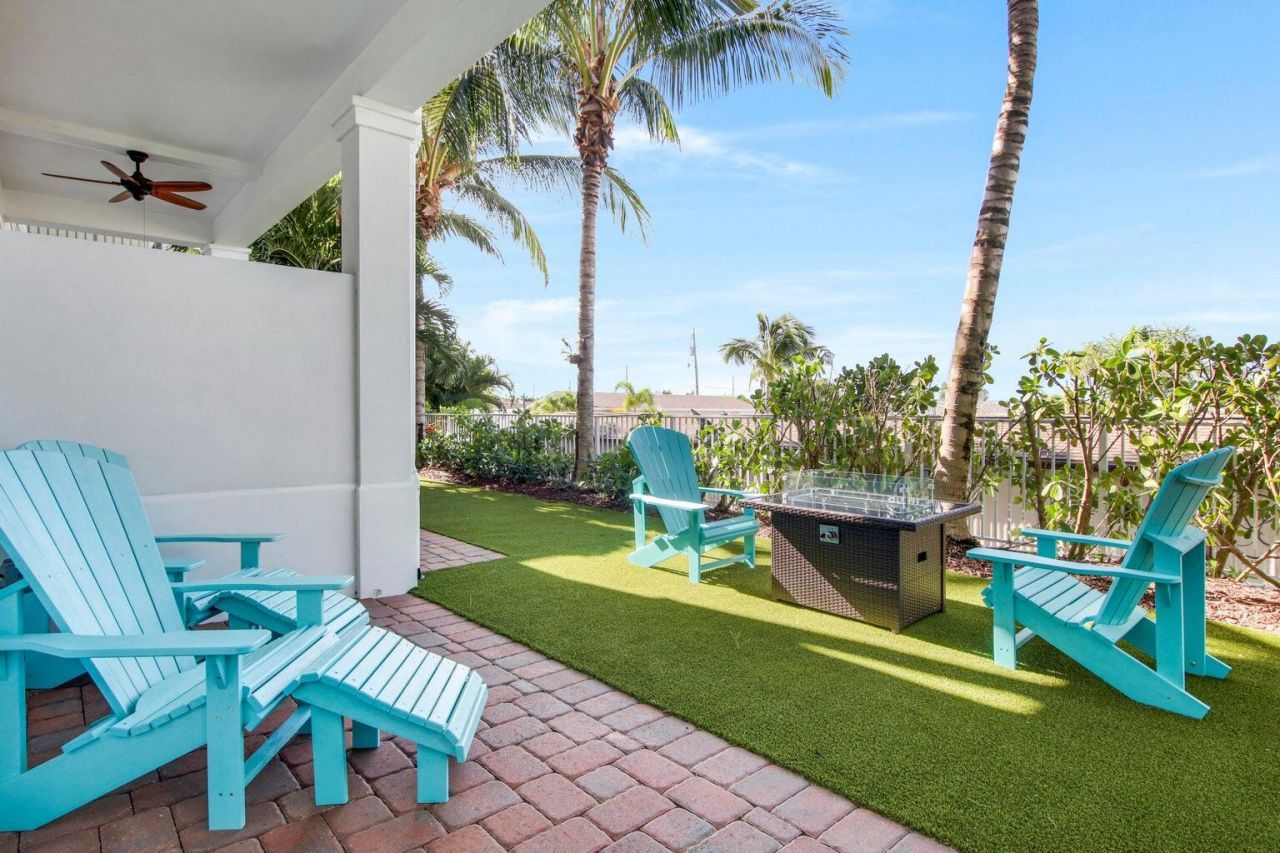 132 Ocean Breeze Drive, Juno Beach, FL 33408 Photo