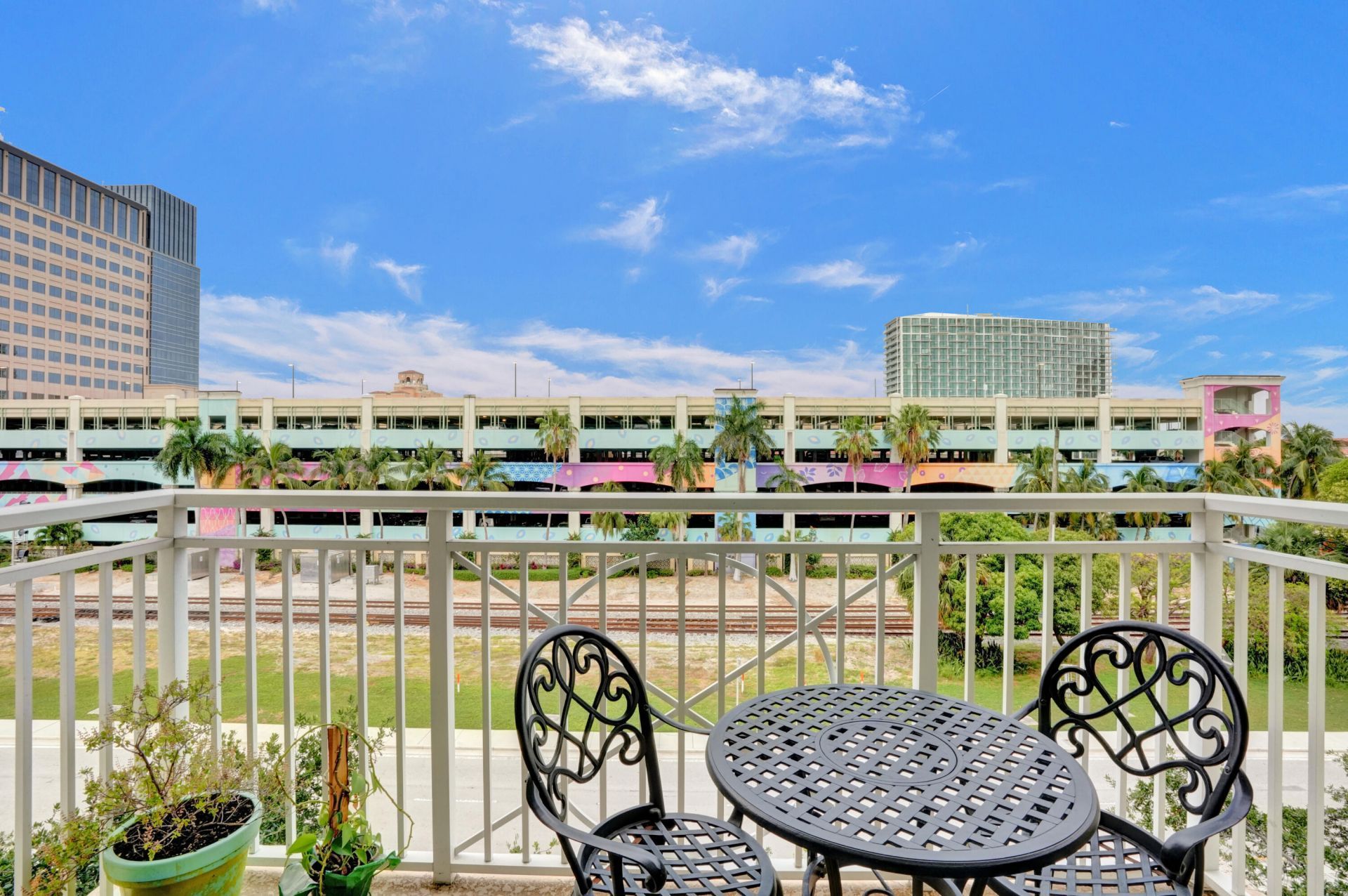 480 Hibiscus Street, Unit 421, West Palm Beach, FL 33401 Photo