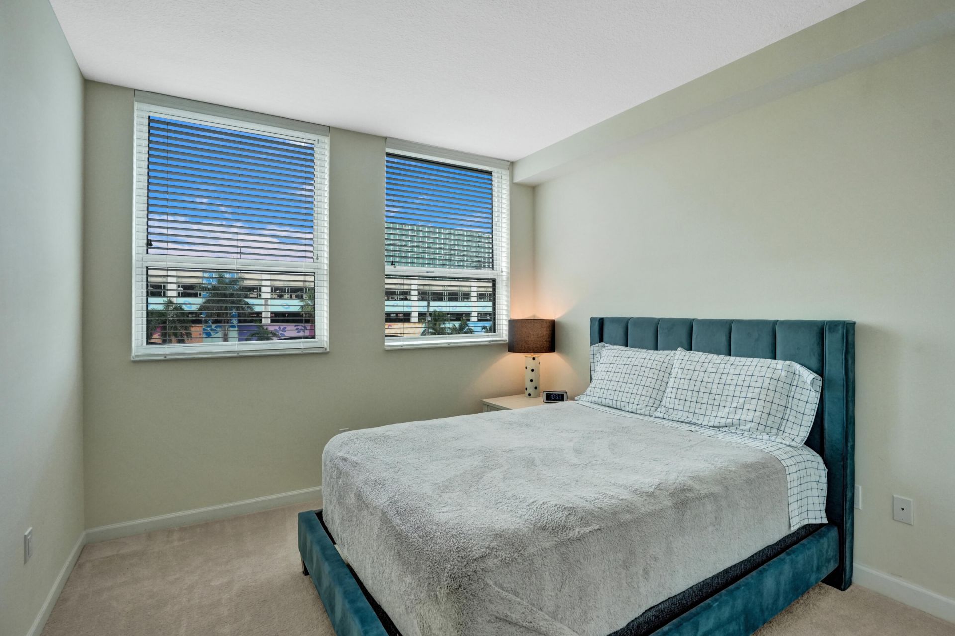 480 Hibiscus Street, Unit 421, West Palm Beach, FL 33401 Photo