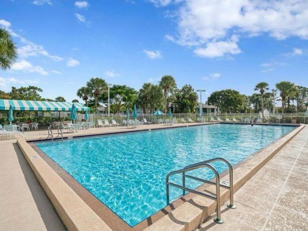 3606 Alder Drive, Unit B2, West Palm Beach, FL 33417