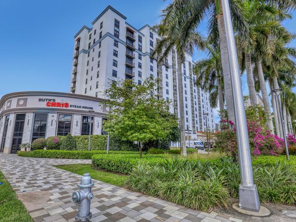 651 Okeechobee Boulevard, Unit 403, West Palm Beach, FL 33401