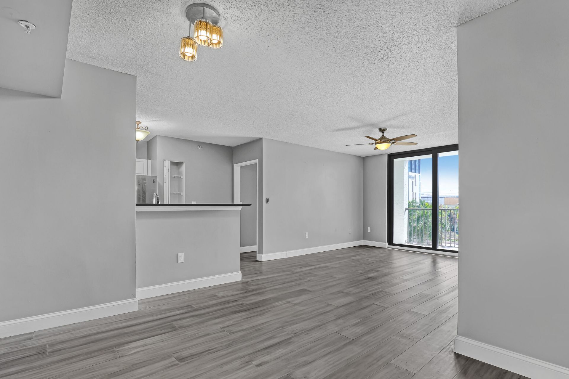 651 Okeechobee Boulevard, Unit 403, West Palm Beach, FL 33401 Photo