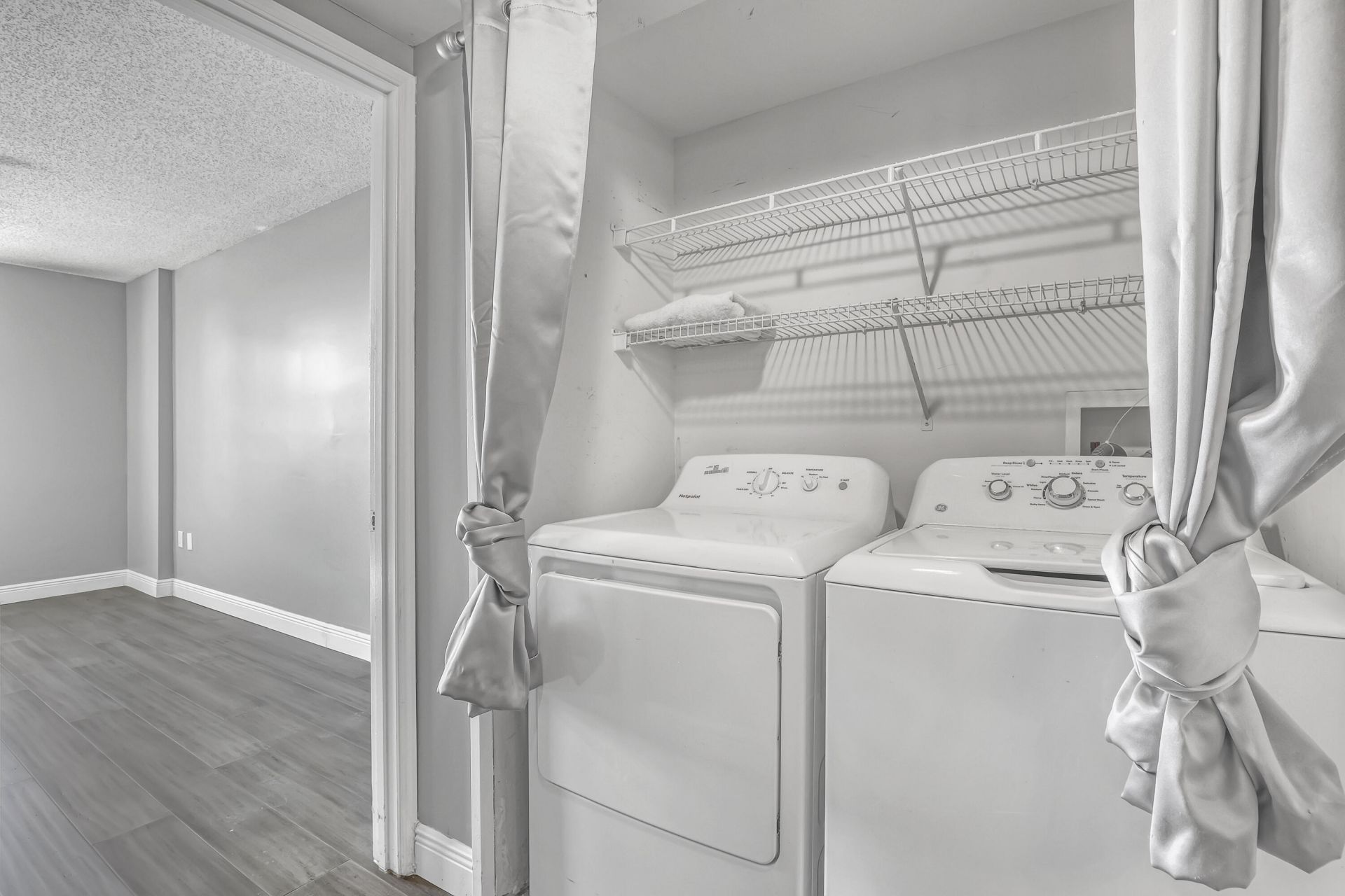 651 Okeechobee Boulevard, Unit 403, West Palm Beach, FL 33401 Photo