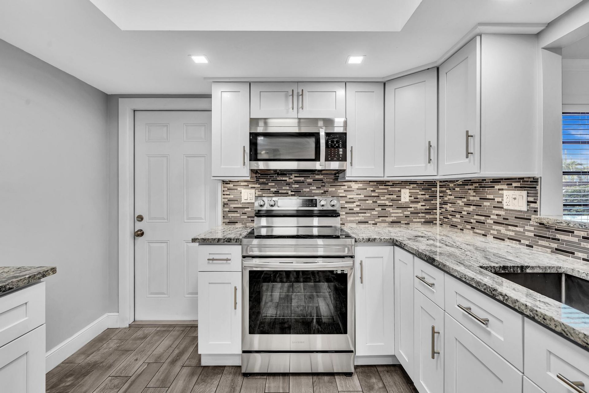 1779 NE 40th Place, Unit 405, Pompano Beach, FL 33064 Photo