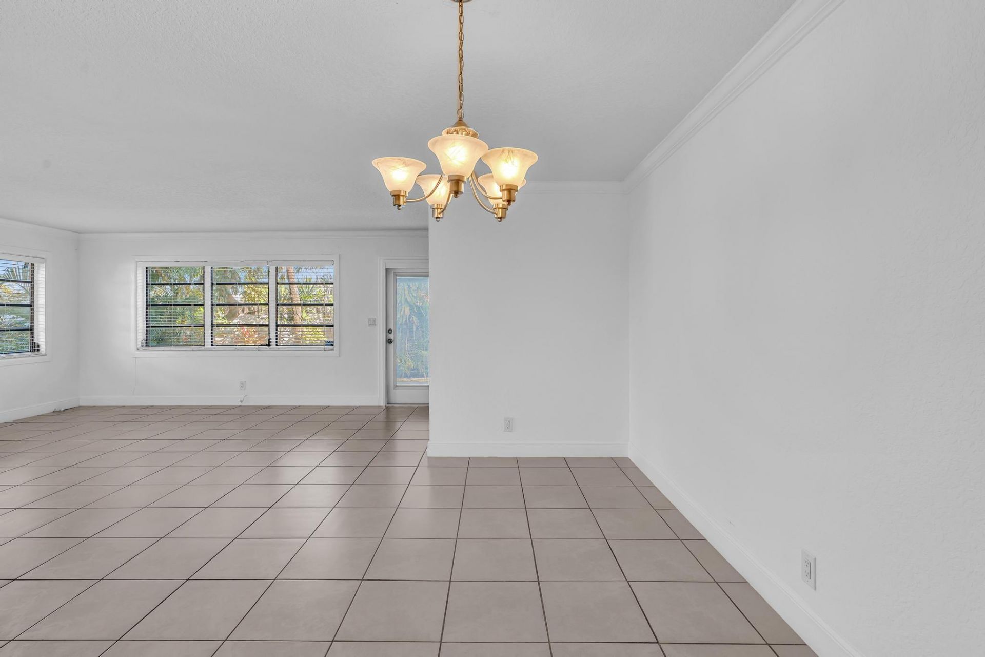 1779 NE 40th Place, Unit 405, Pompano Beach, FL 33064 Photo