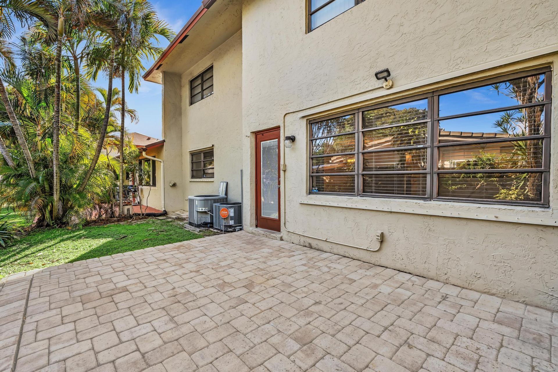 1779 NE 40th Place, Unit 405, Pompano Beach, FL 33064 Photo