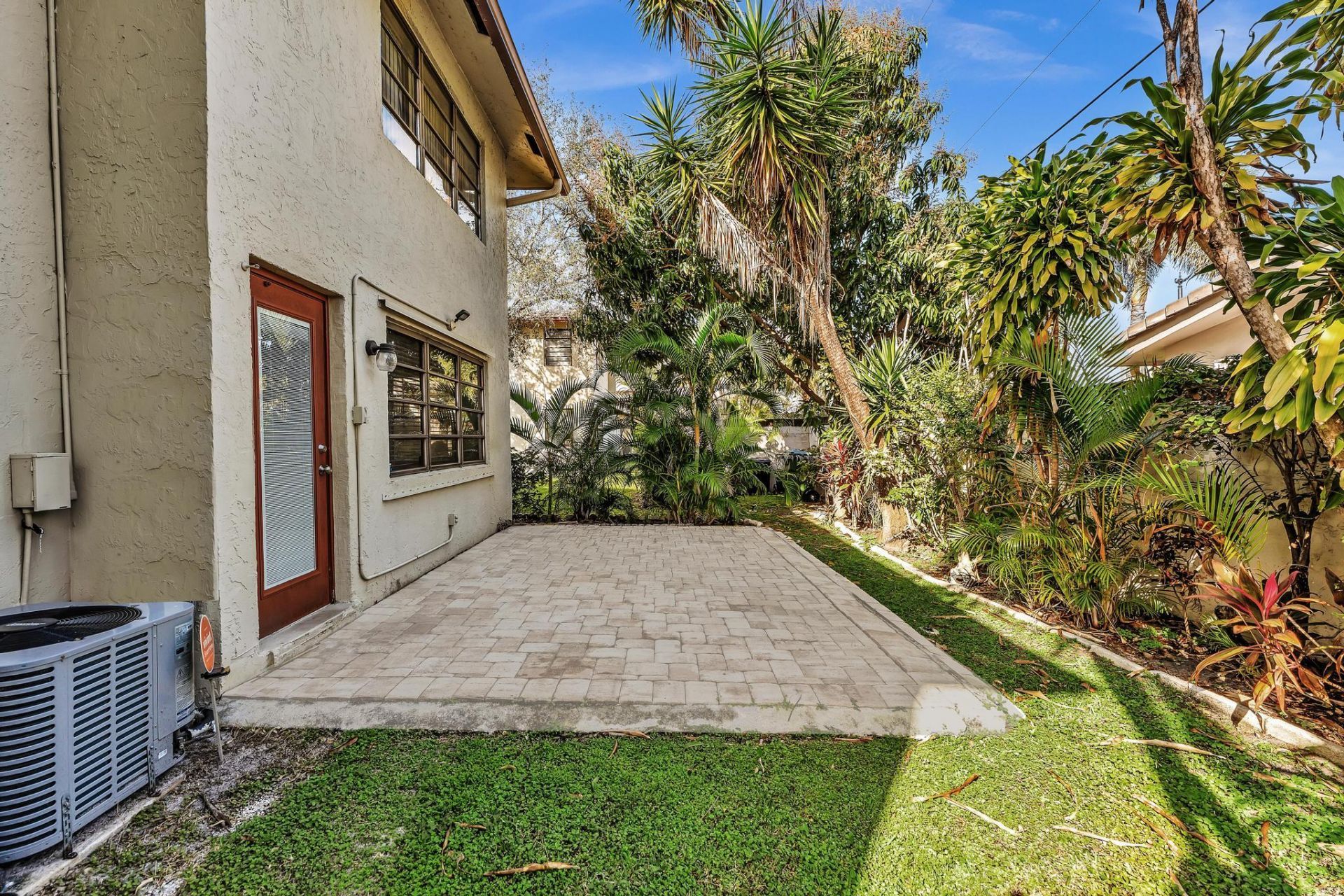 1779 NE 40th Place, Unit 405, Pompano Beach, FL 33064 Photo