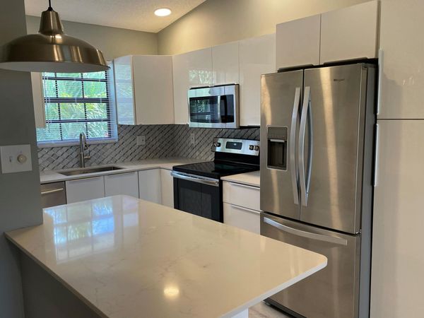 2800 Palmwood Terrace, Unit P-221, Boca Raton, FL 33431