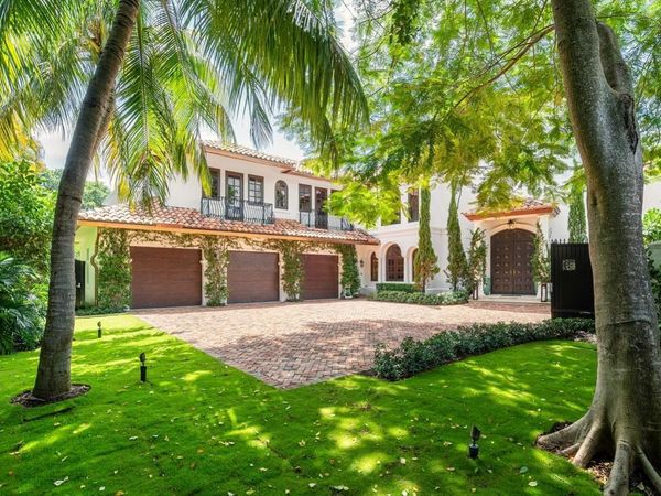 350 E Ocean Avenue, Lantana, FL 33462