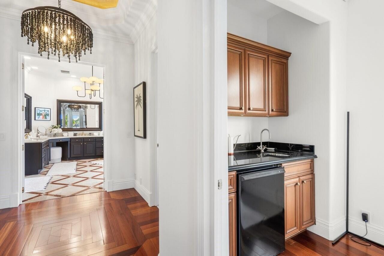 350 E Ocean Avenue, Lantana, FL 33462 Photo