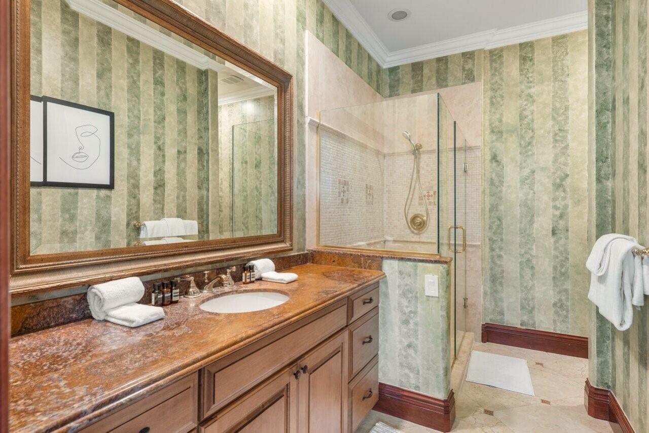 350 E Ocean Avenue, Lantana, FL 33462 Photo