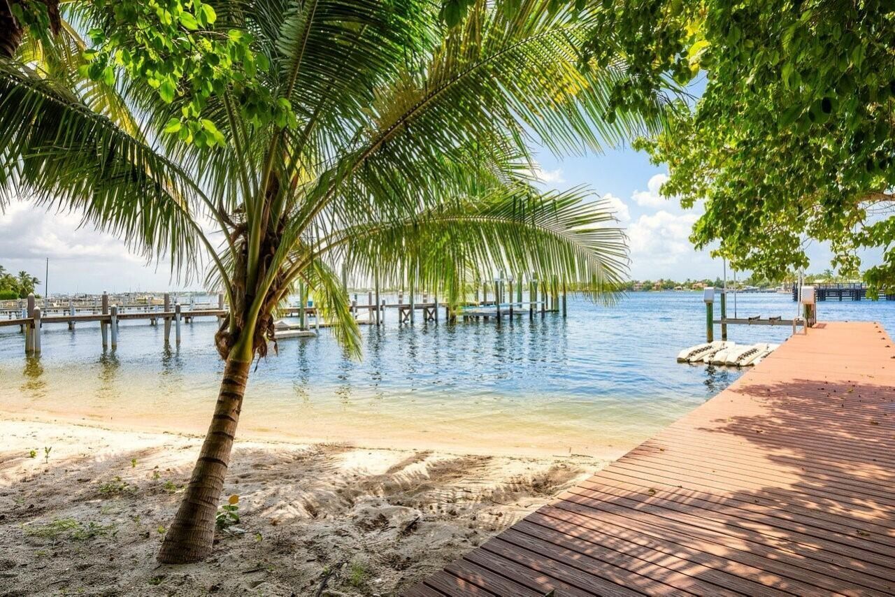 350 E Ocean Avenue, Lantana, FL 33462 Photo