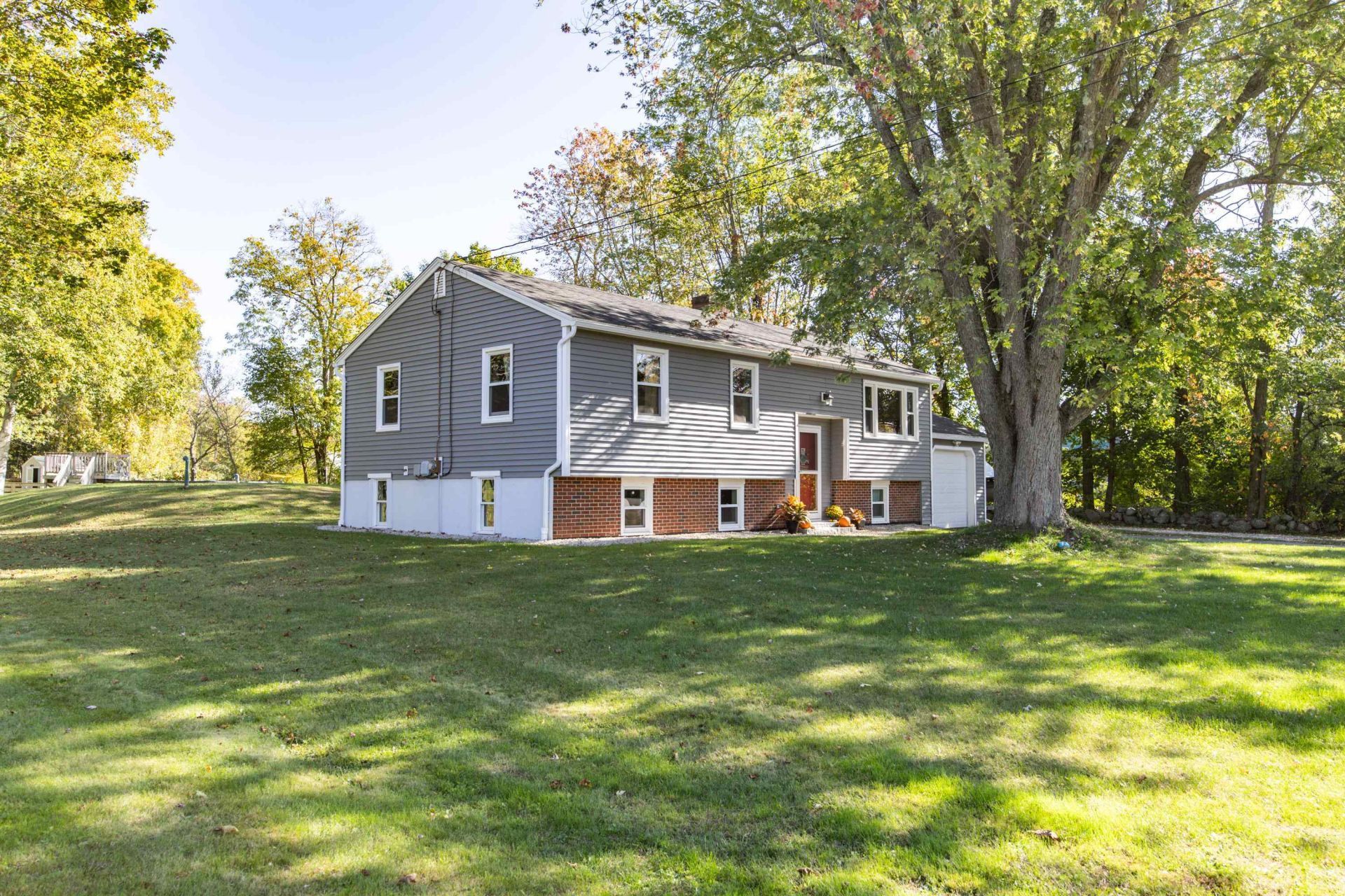 222 Portsmouth Avenue, Stratham, NH 03885 Main Photo