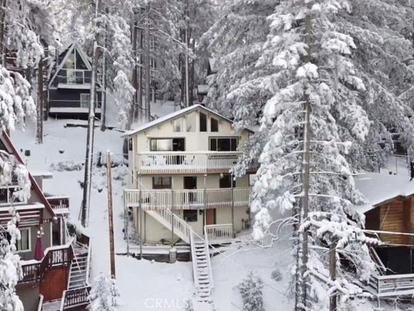 31651 Wagon Wheel, Running Springs, CA 92382