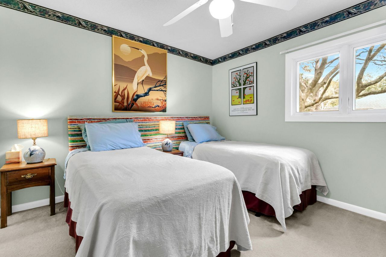 38 Twin Oaks Lane Photo 22