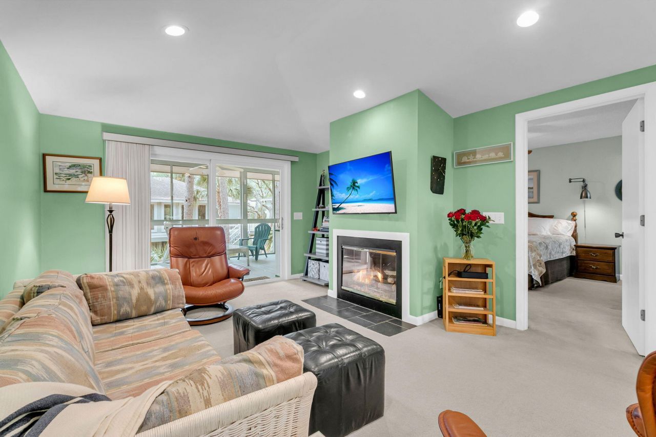 38 Twin Oaks Lane Photo 7