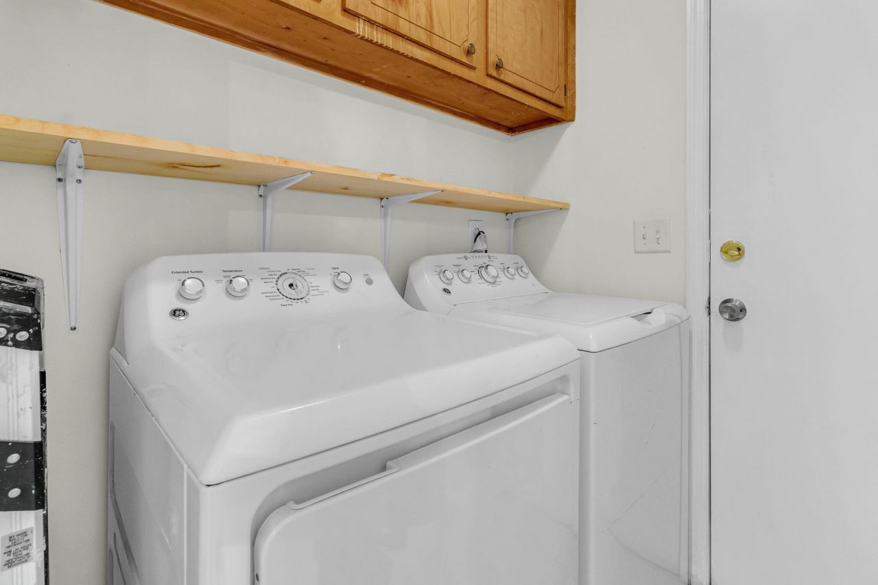 411 Corey Boulevard Photo 13