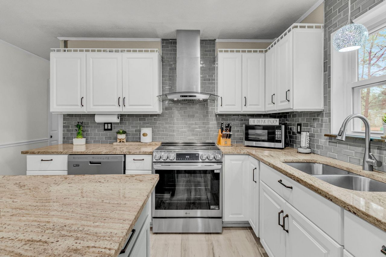 411 Corey Boulevard Photo 14