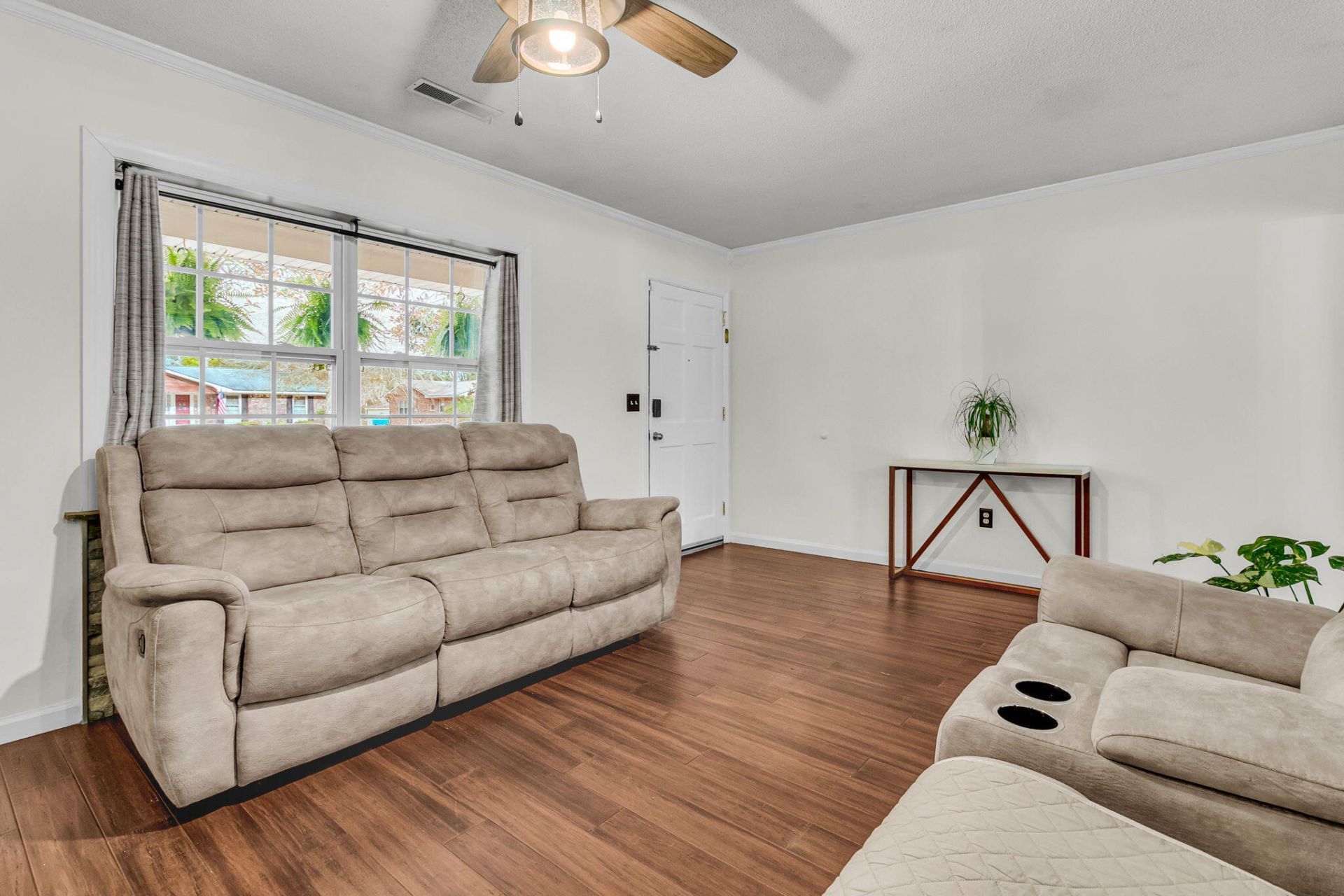 411 Corey Boulevard Photo 7