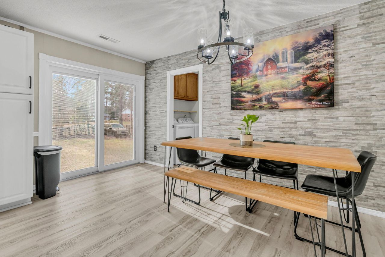 411 Corey Boulevard Photo 9