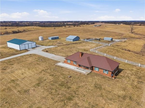 10625 Franklin Road, Richmond, MO 64085