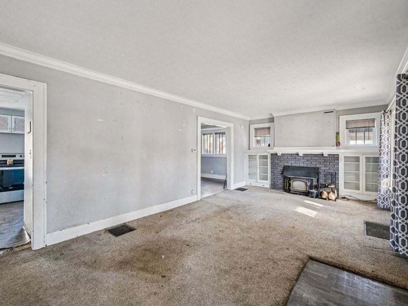 604 S Detroit Street, Bellefontaine, OH 43311 Photo 12