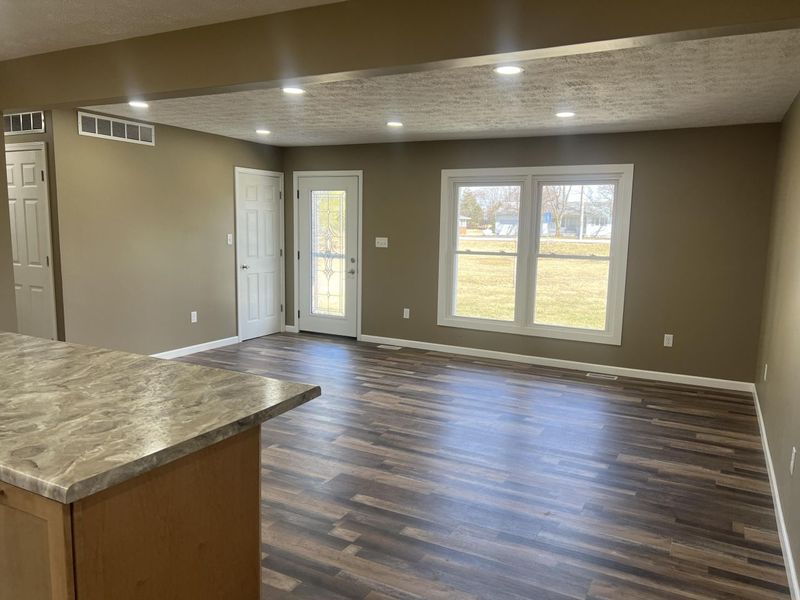 533 N Westminster Street, Waynesfield, OH 45896 Photo 15