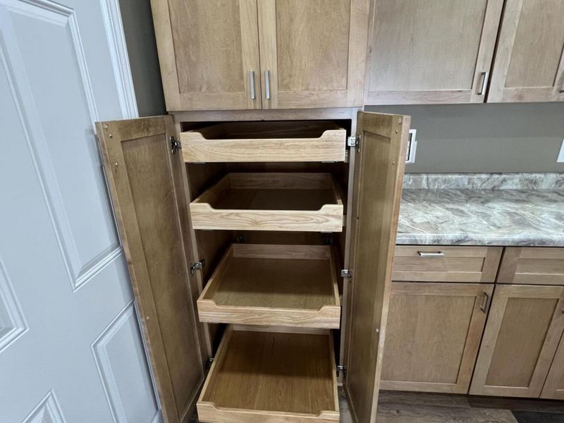 533 N Westminster Street, Waynesfield, OH 45896 Photo 26