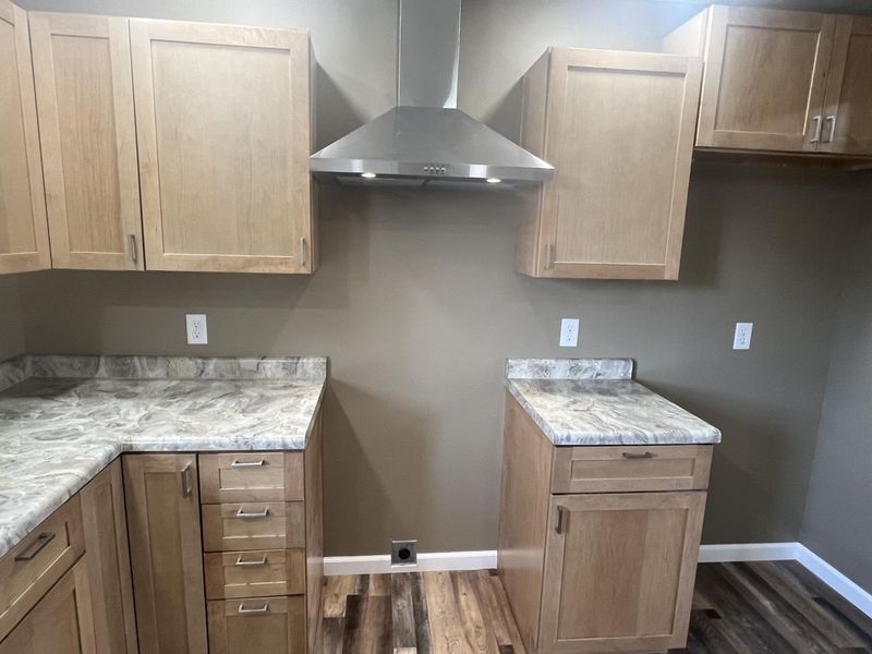 533 N Westminster Street, Waynesfield, OH 45896 Photo 31