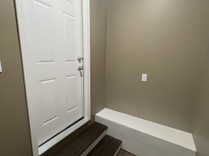 533 N Westminster Street, Waynesfield, OH 45896 Photo 38