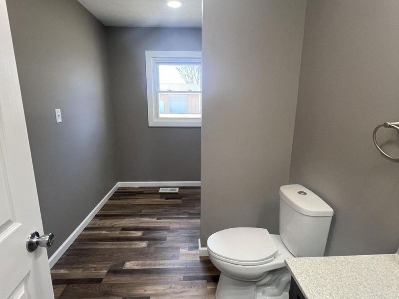 533 N Westminster Street, Waynesfield, OH 45896 Photo 54