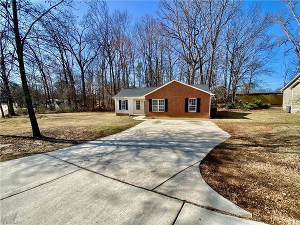 712 Newsome Road , Salisbury, NC 28146