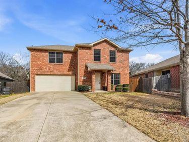 2209 Upcreek Court, Dallas, TX 75253