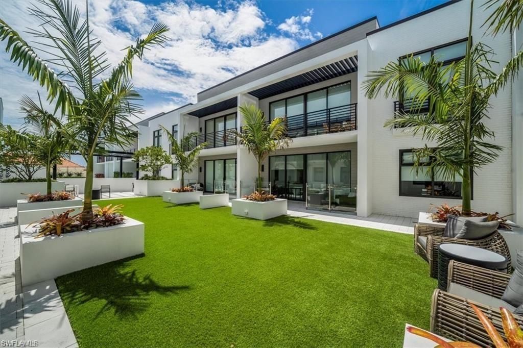 850 Central Ave, Unit 301, Naples, FL 34102 Photo