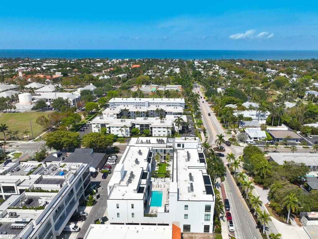 850 Central Ave, Unit 301, Naples, FL 34102 Photo