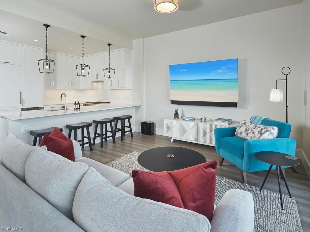 850 Central Ave, Unit 301, Naples, FL 34102 Photo