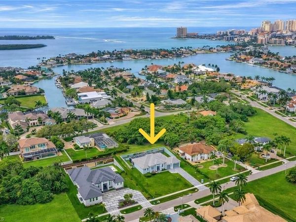 1631 N Copeland DR , MARCO ISLAND, FL 34145