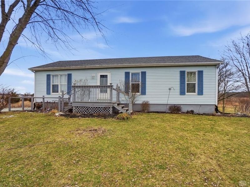 4075 Russia Versailles Road, Houston, OH 45333 Photo 2