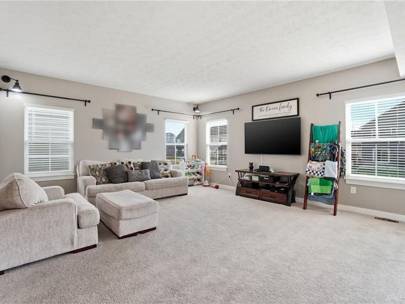 9187 Lakeside Street, Tipp City, OH 45371 Photo 15