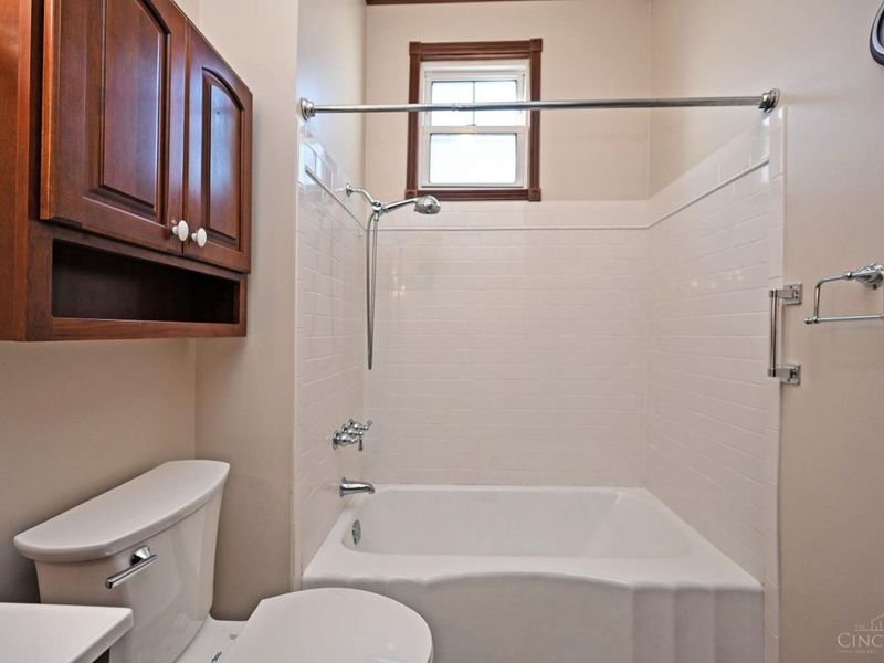 215 Walnut Street, Elmwood Place, OH 45216 Photo 17