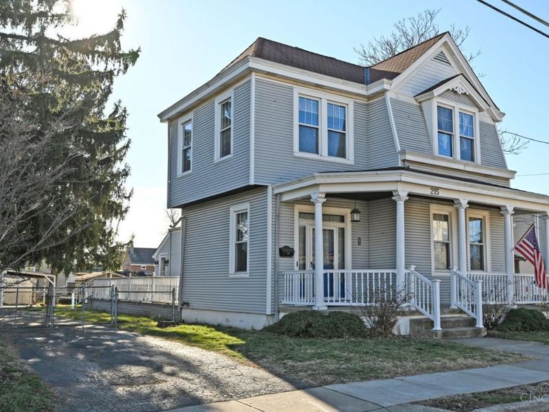 215 Walnut Street, Elmwood Place, OH 45216 Photo 3