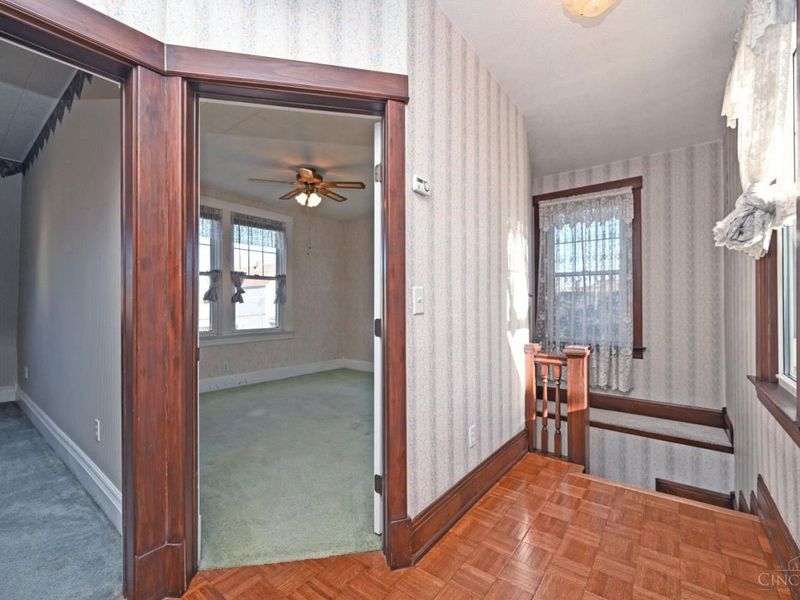 215 Walnut Street, Elmwood Place, OH 45216 Photo 32