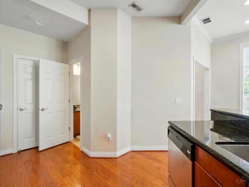 207 Stetson Street, Cincinnati, OH 45219 Photo 12