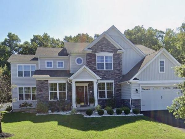 129 MERIDIAN BOULEVARD, BEAR, DE 19701